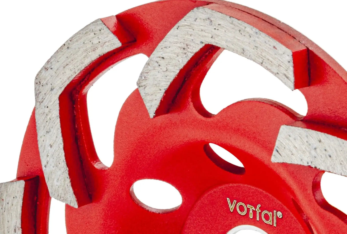 Extractor hood for angle grinder + 125 diamond grinding cup Boomerang concrete screed adhesive residue